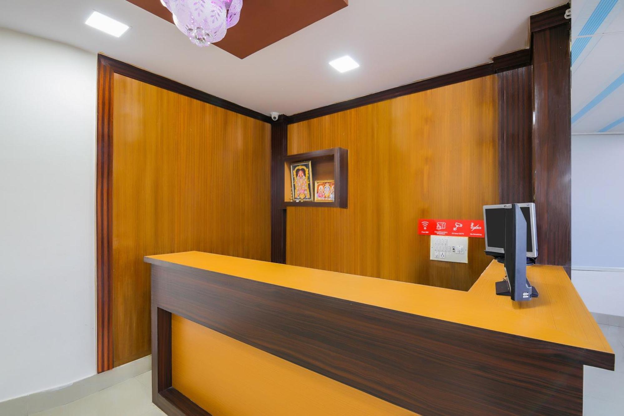 Oyo Narayani Residency Hotel Mysore Exterior photo